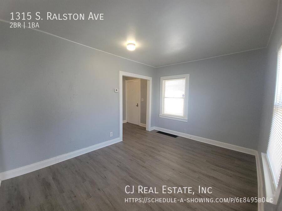 House for rent at 1315 S Ralston Ave, Independence, MO 64052