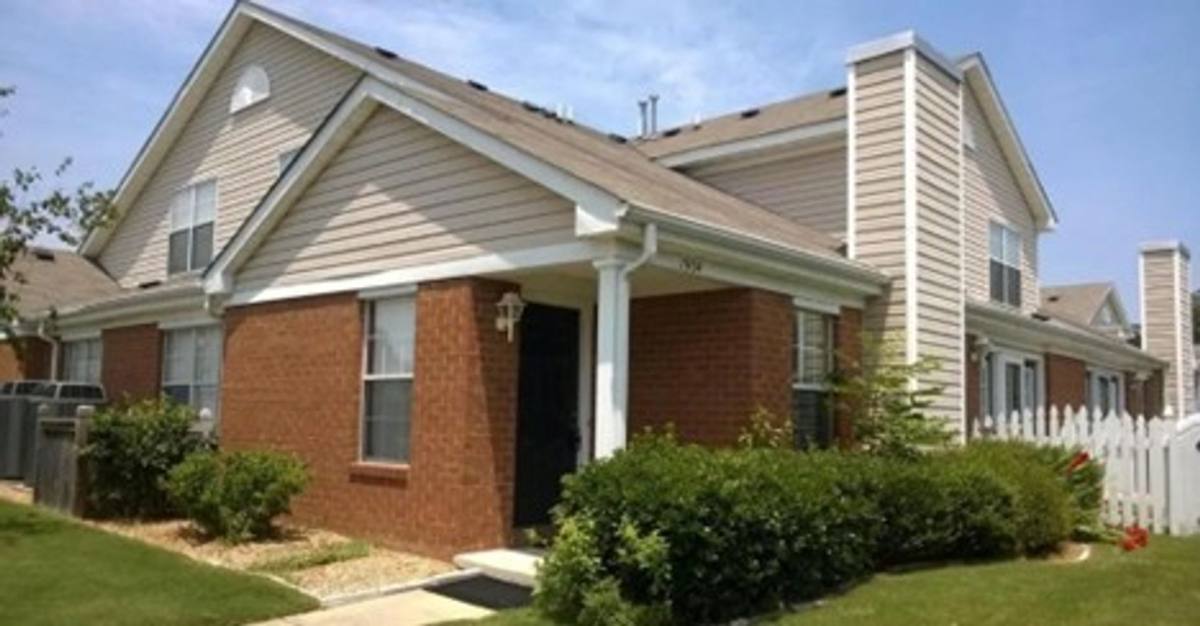 1904 Westgate Circle, Williamsburg, VA 23185 - Condo for Rent - Image 2