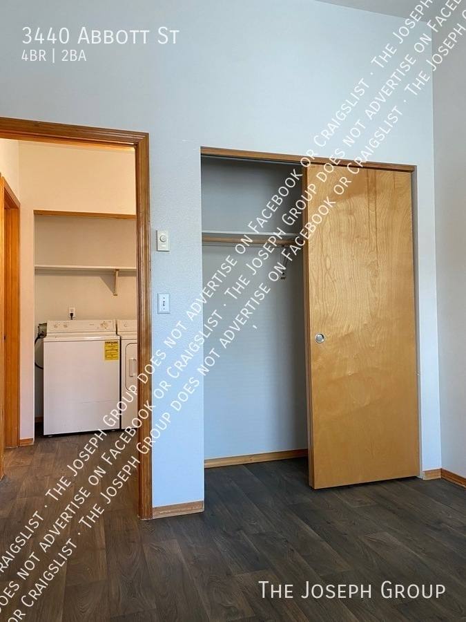 House for rent at 3440 Abbott St, Bellingham, WA 98225