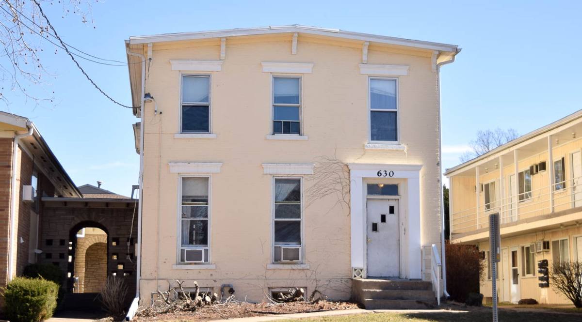 Apartment for rent at 630 S Johnson, Iowa City, IA 52240