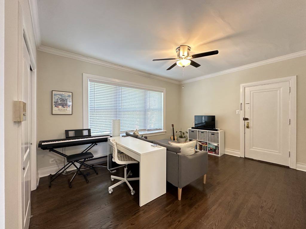 Apartment for rent at 6465 W Roscoe #NA10, Chicago, IL 60657