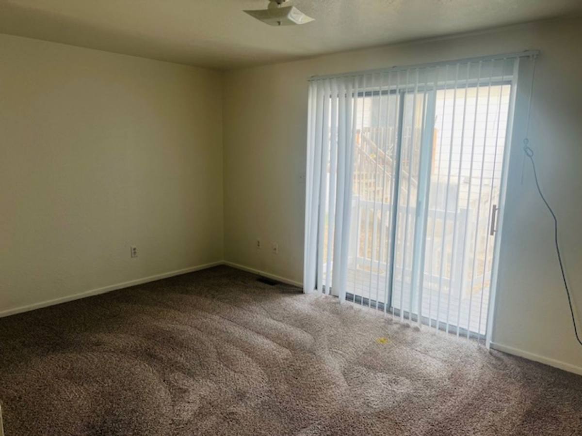 Townhouse for rent at 131 W 2575 N, Clearfield, UT 84015