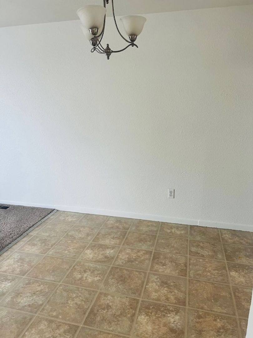 Townhouse for rent at 131 W 2575 N, Clearfield, UT 84015