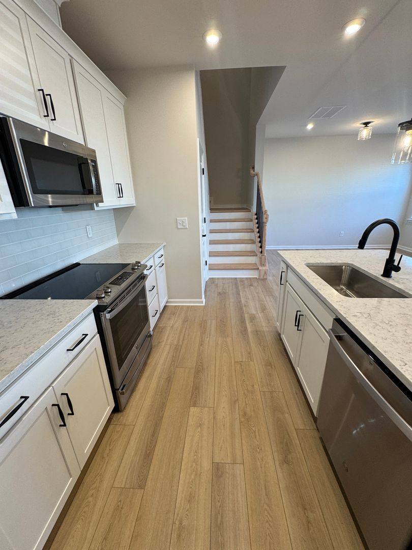 Townhouse for rent at 8911 Nettleton Ave, Charlotte, NC 28215
