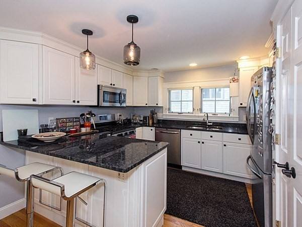 Townhouse for rent at 281 Brookline St #1, Cambridge, MA 02139