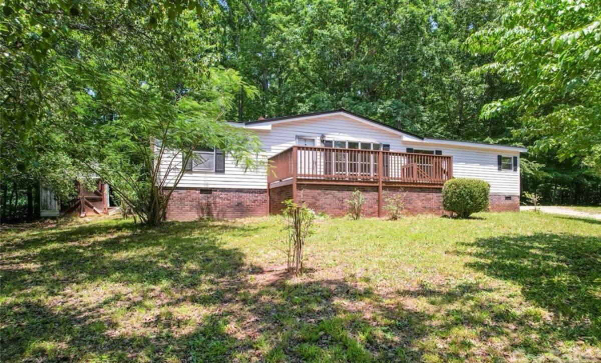 1773 Baldwin Lane, Lincolnton, NC 28092 - House for Rent - Image 2