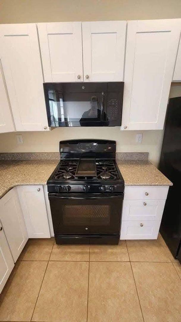 Apartment for rent at 804 3rd St NW, Sidney, MT 59270