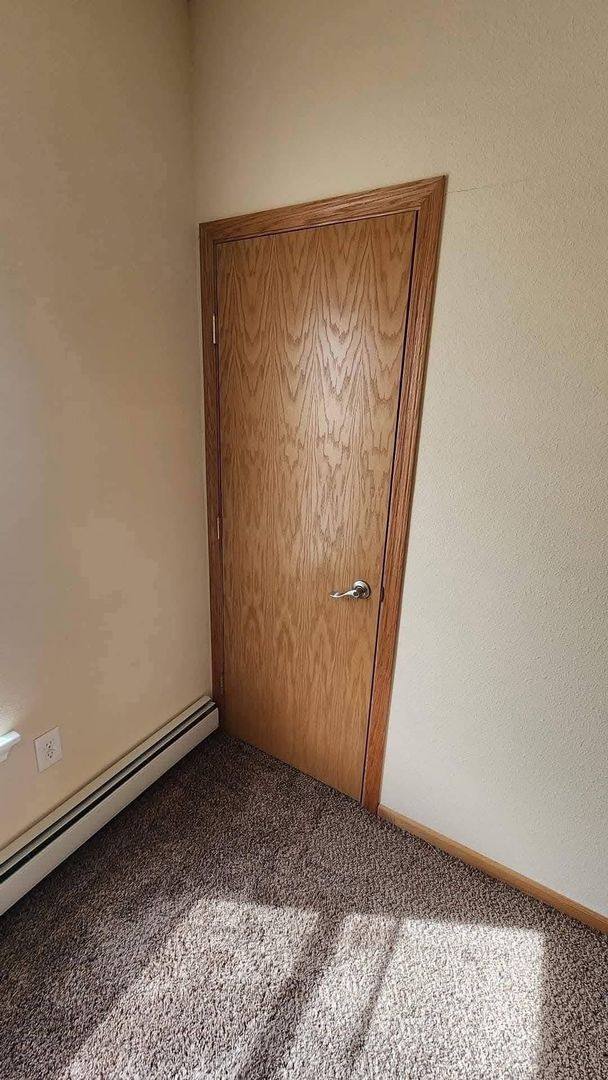Apartment for rent at 804 3rd St NW, Sidney, MT 59270