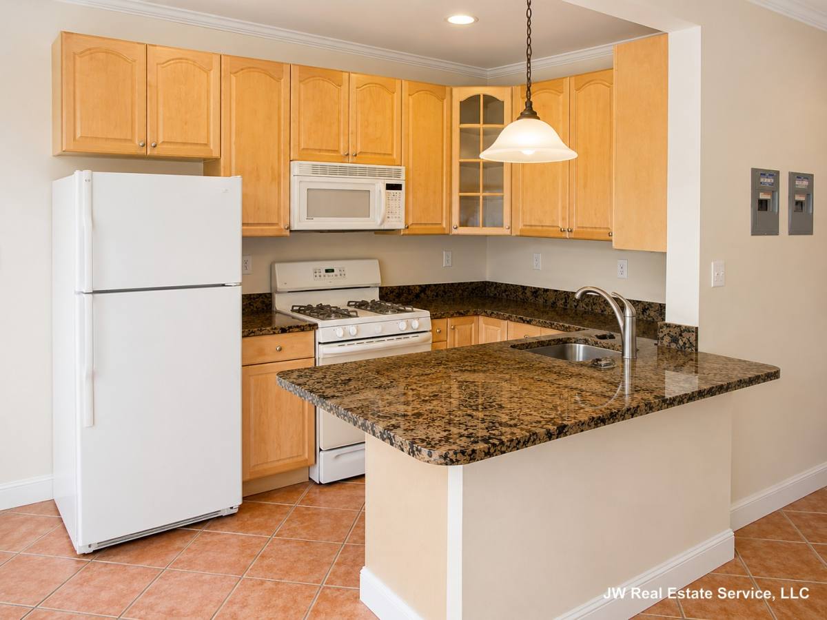 Apartment for rent at 1945 Commonwealth Ave #66, Brighton, MA 02135