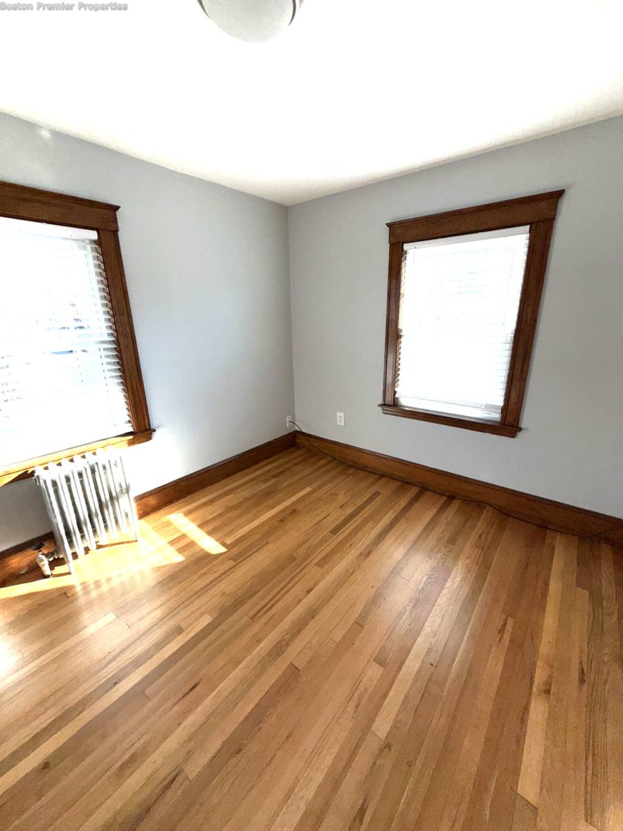 Apartment for rent at 75 Sterling St #A, Braintree, MA 02184