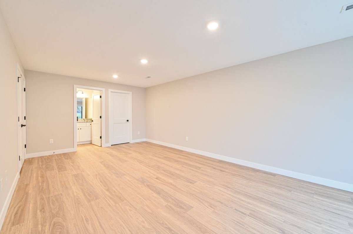 Townhouse for rent at 4740 Walworth Ave, Cleveland, OH 44102