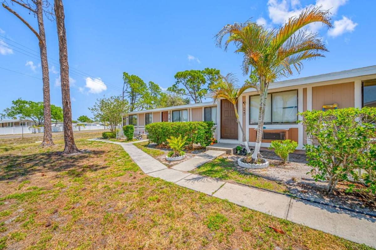 Apartment for rent at 349 Apollo Beach Blvd, Apollo Beach, FL 33572
