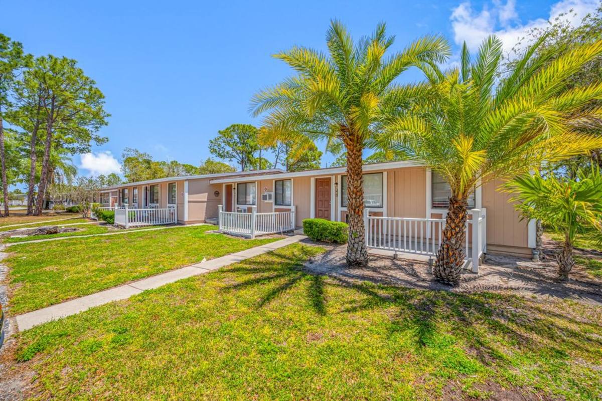 Apartment for rent at 349 Apollo Beach Blvd, Apollo Beach, FL 33572