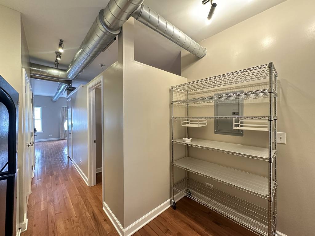 Apartment for rent at 672 Orleans #9Q, Chicago, IL 60654