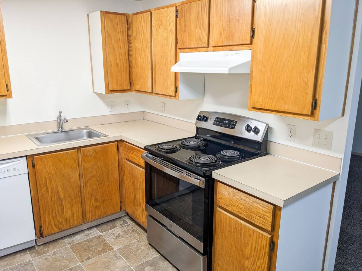 Apartment for rent at 110-185 N 9th St, Aumsville, OR 97325