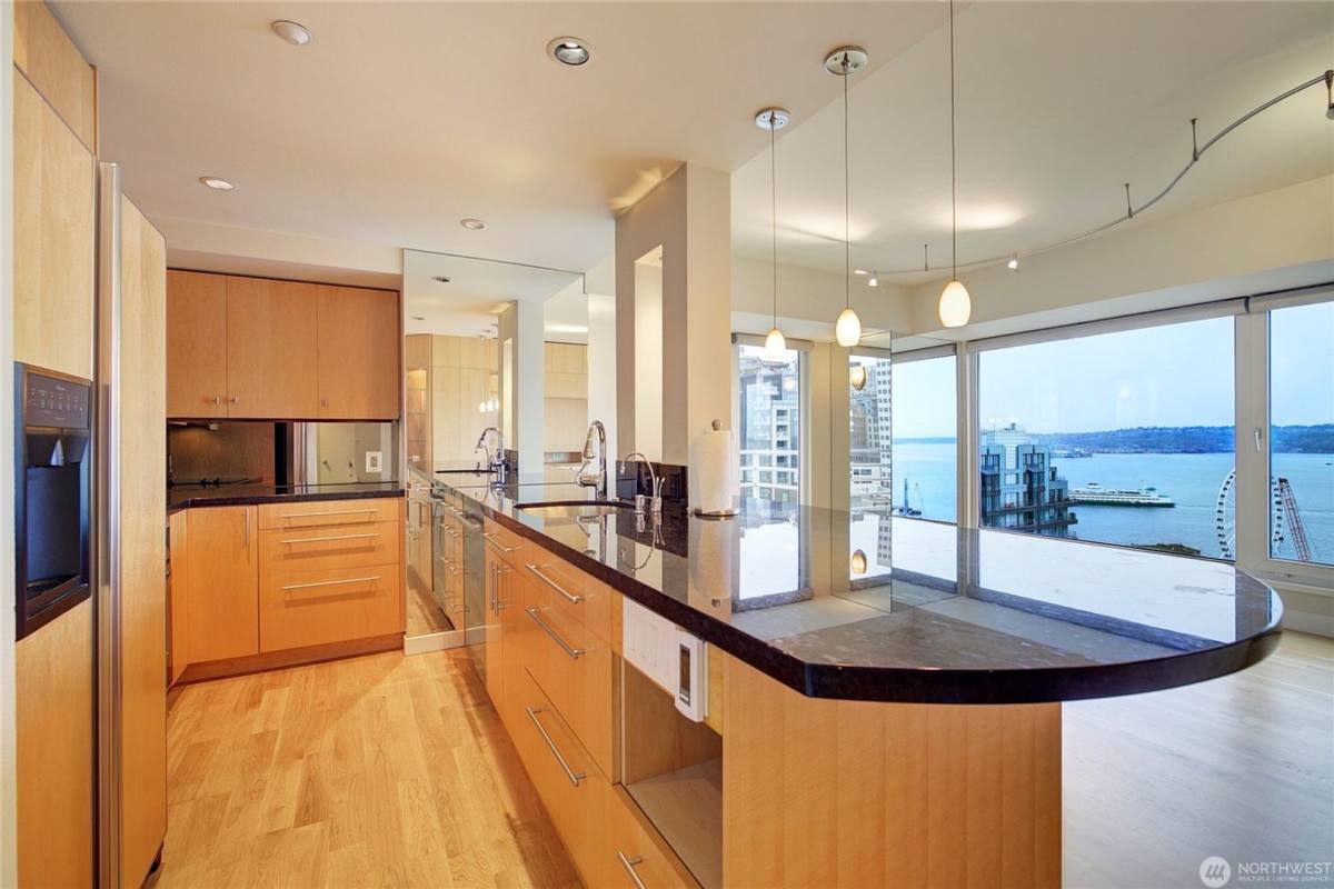 Apartment for rent at 1415 2nd Ave, Seattle, WA 98101