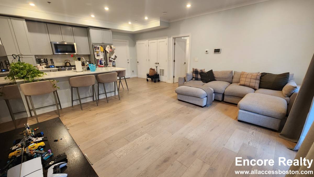 Apartment for rent at 32 Cummins Highway 2, Roslindale, MA 02131