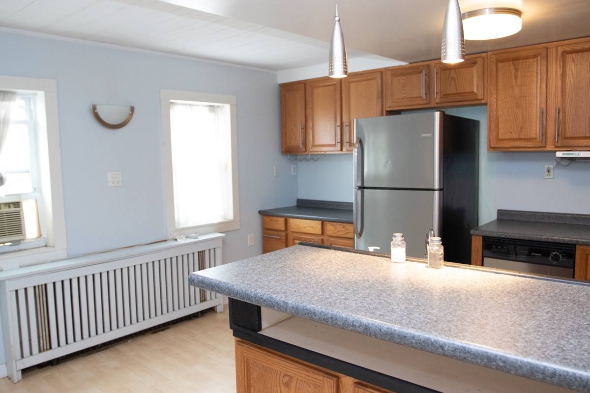 House for rent at 1821 Edwards Way, Pittsburgh, PA 15203
