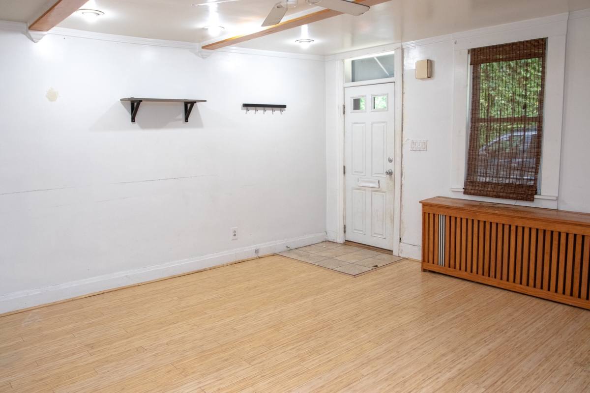 House for rent at 1821 Edwards Way, Pittsburgh, PA 15203