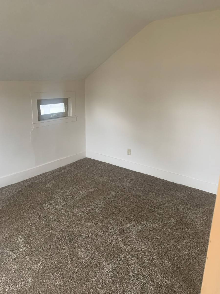 Apartment for rent at 333 W Park, Columbiana, OH 44408