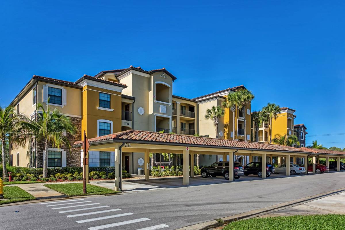 Condo for rent at 9735 Acqua, Naples, FL 34113