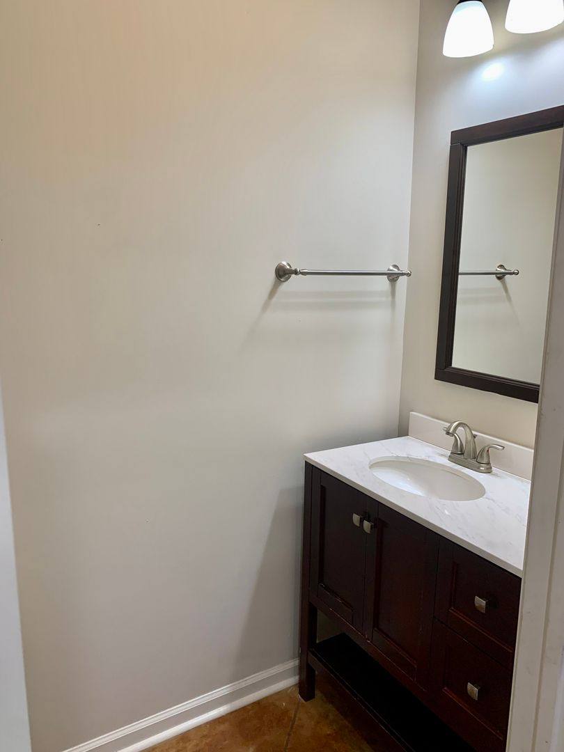 Townhouse for rent at 109 Ella St, Lafayette, LA 70506