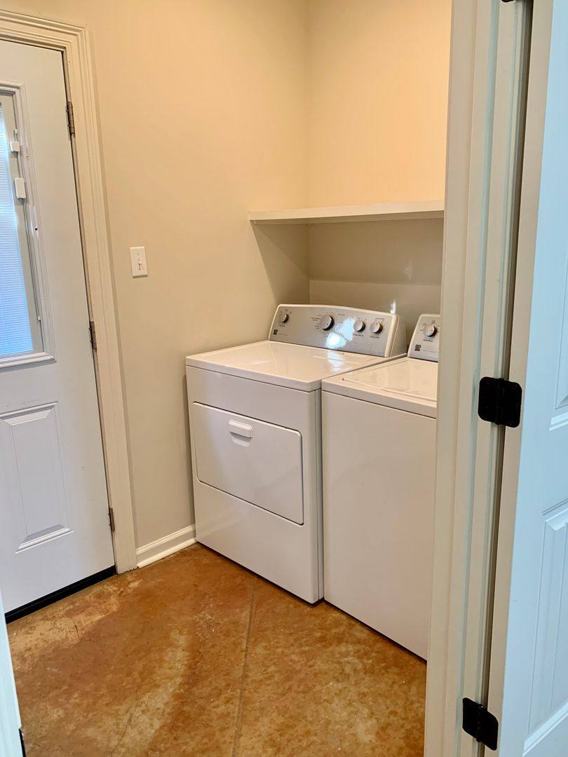 Townhouse for rent at 109 Ella St, Lafayette, LA 70506
