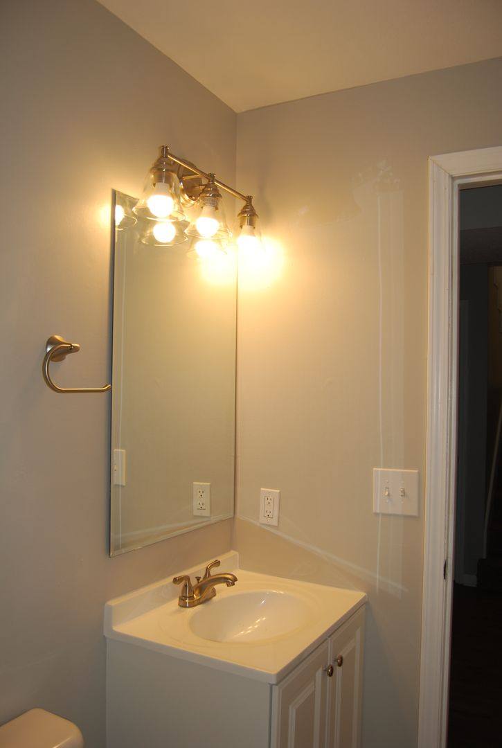 House for rent at 811 Cedarcrest Dr, Vine Grove, KY 40175