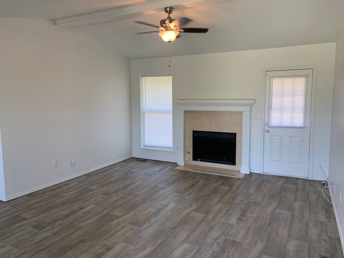 Apartment for rent at 8336 E 120th Place, Bixby, OK 74008
