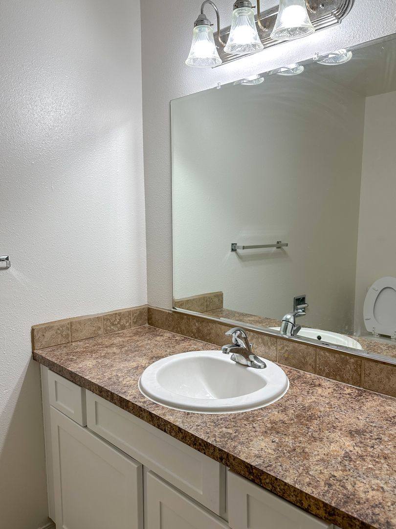 Apartment for rent at 351-359 Glen Creek Rd NW, Salem, OR 97304