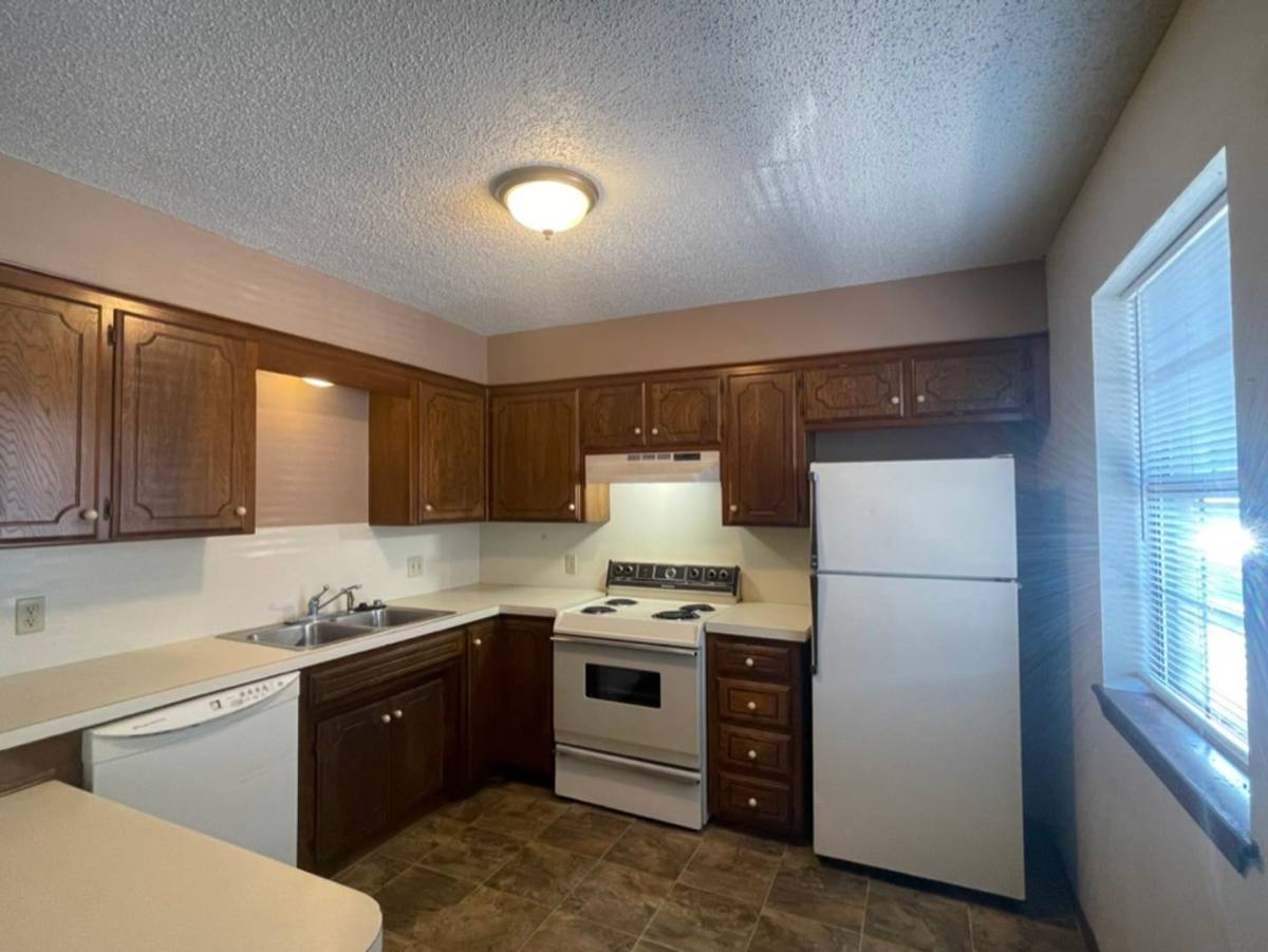 Apartment for rent at 301 E Kee, Weatherford, OK 73096