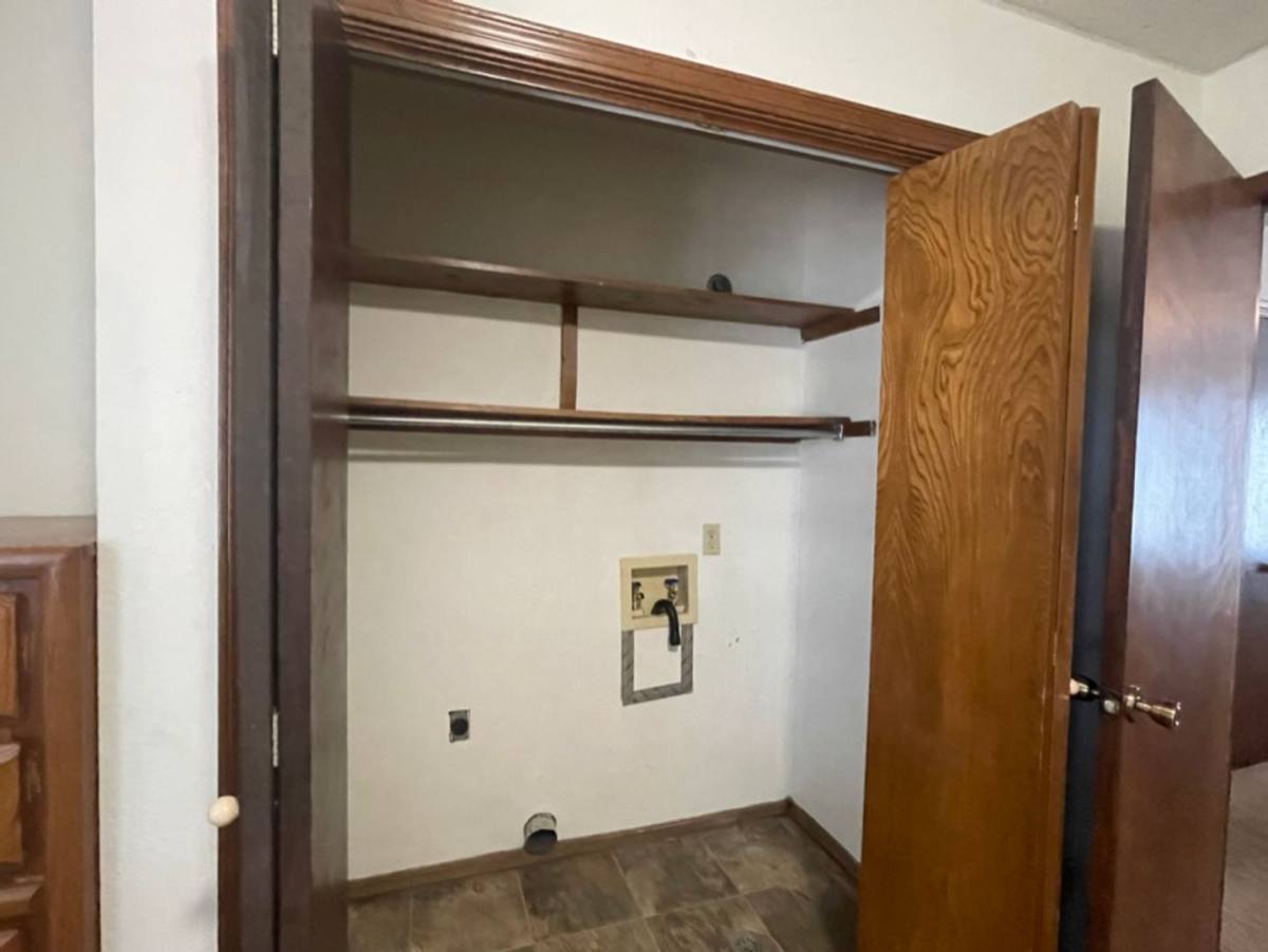 Apartment for rent at 301 E Kee, Weatherford, OK 73096