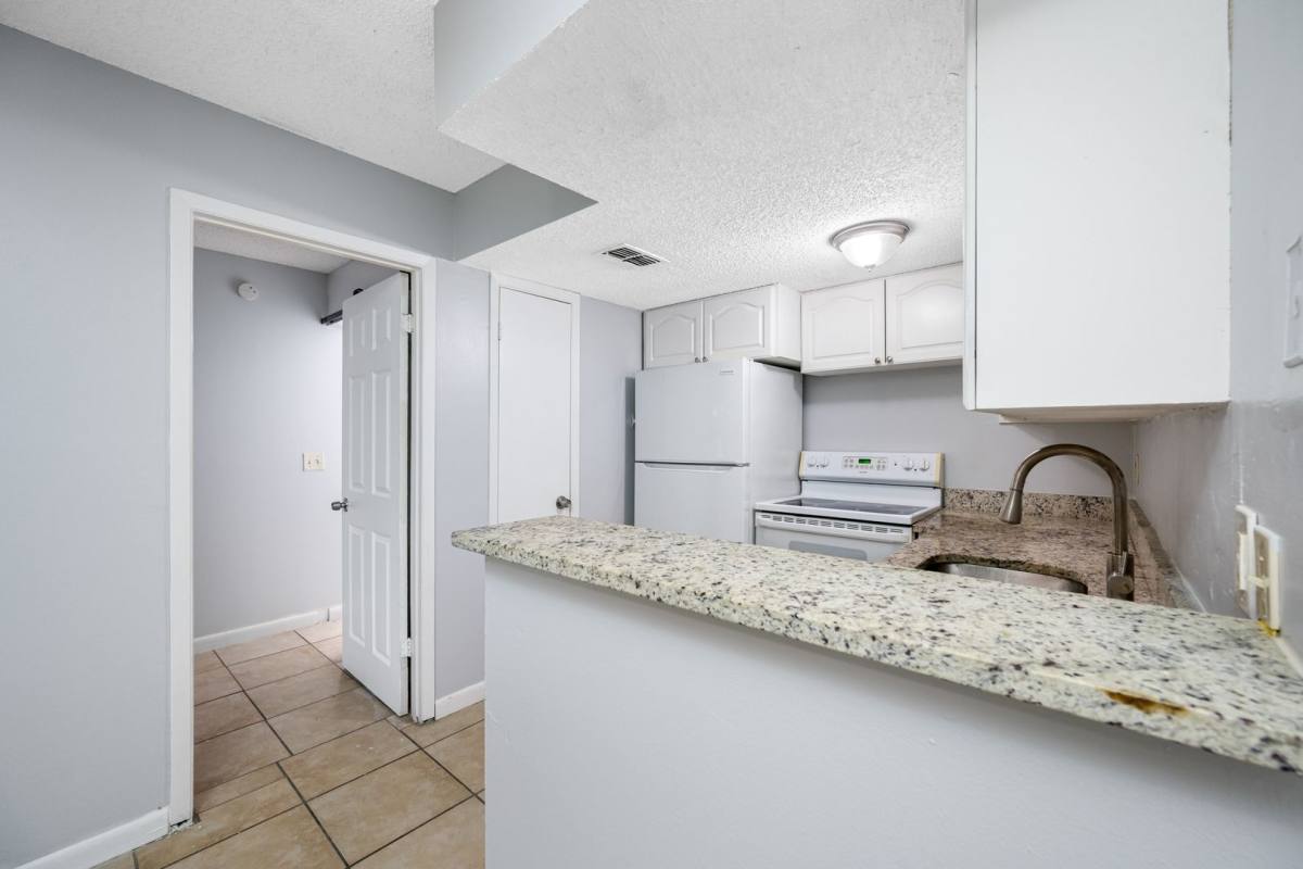 Apartment for rent at 5113 N Nebraska Ave, Tampa, FL 33603