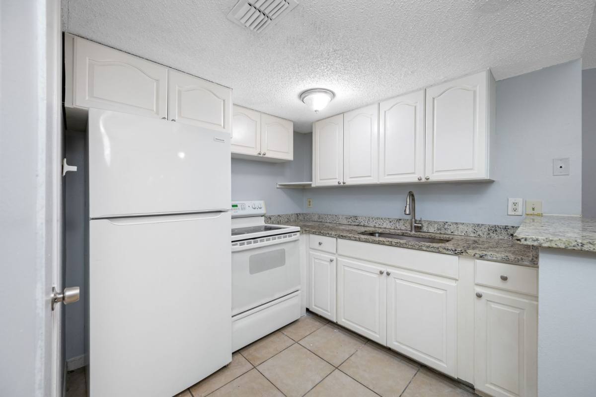 Apartment for rent at 5113 N Nebraska Ave, Tampa, FL 33603