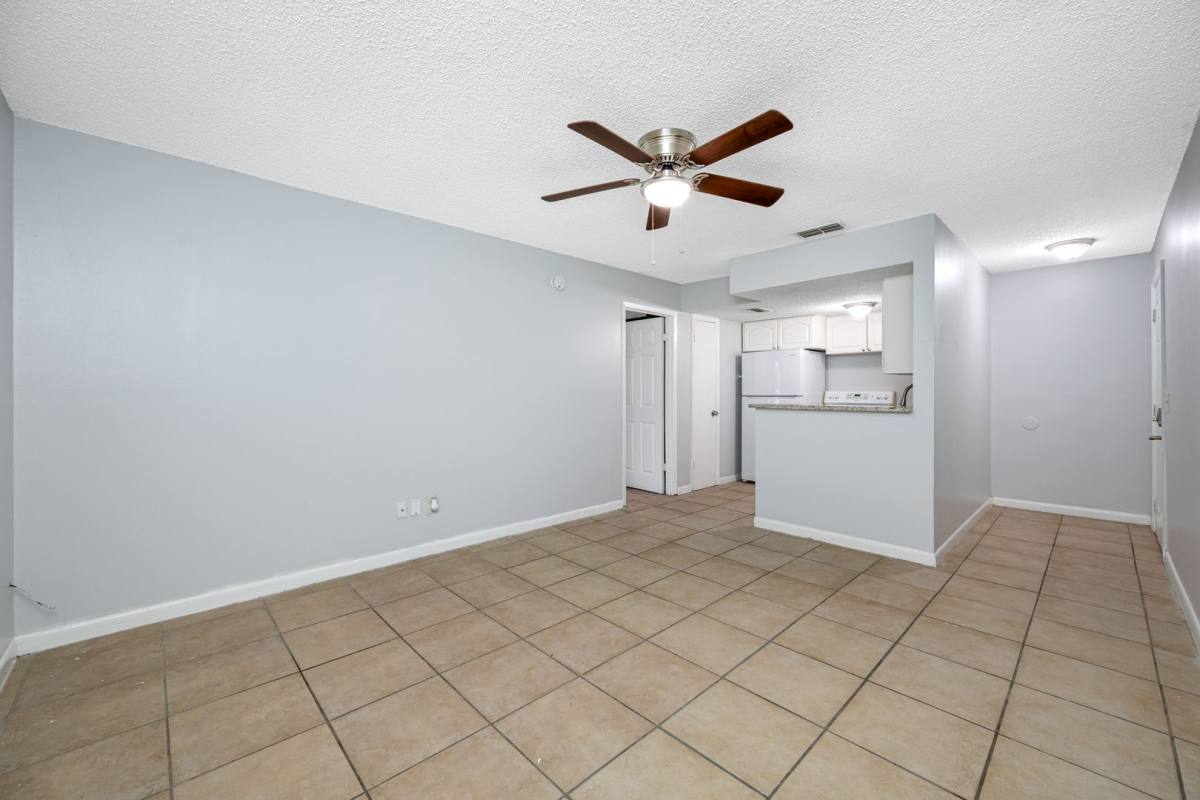Apartment for rent at 5113 N Nebraska Ave, Tampa, FL 33603