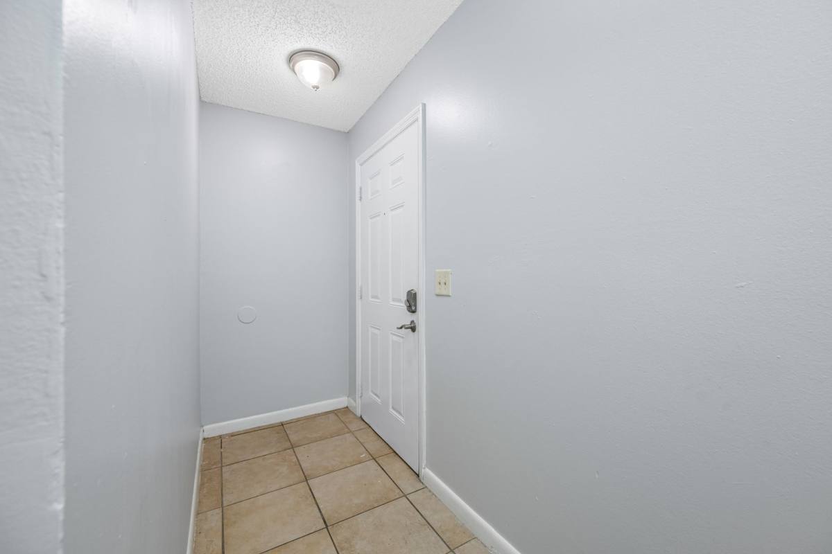 Apartment for rent at 5113 N Nebraska Ave, Tampa, FL 33603