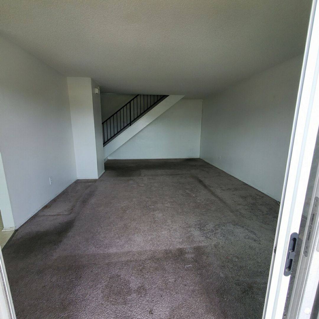 Apartment for rent at 545 E Rue Royale, Covina, CA 91723