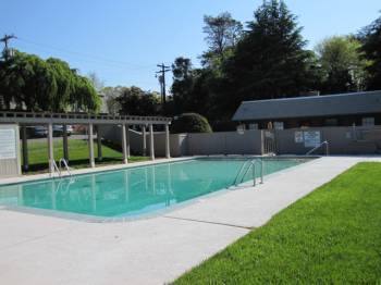 Apartment for rent at 3822-J Country Club Rd, Winston Salem, NC 27104