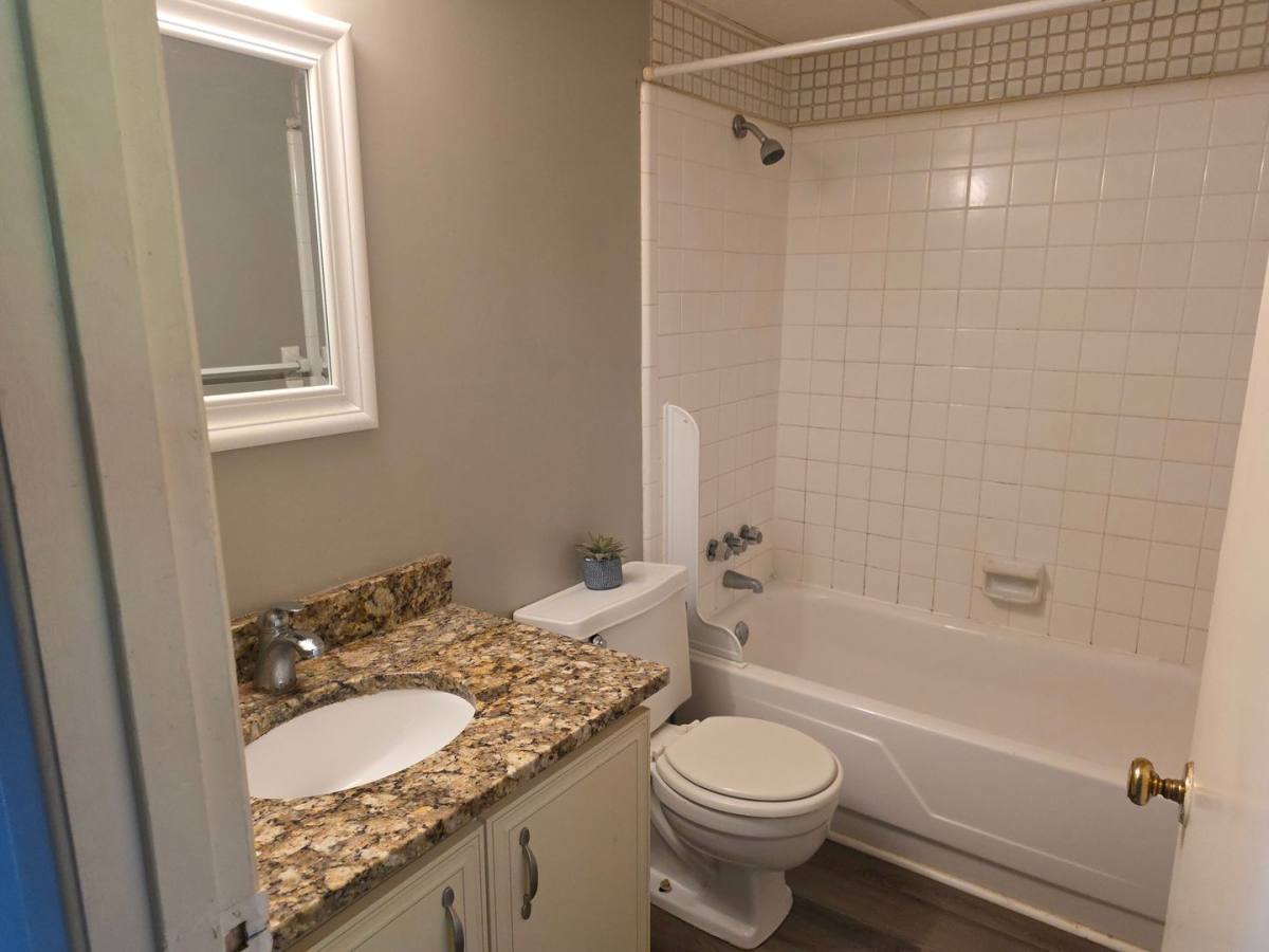 Apartment for rent at 3822-J Country Club Rd, Winston Salem, NC 27104