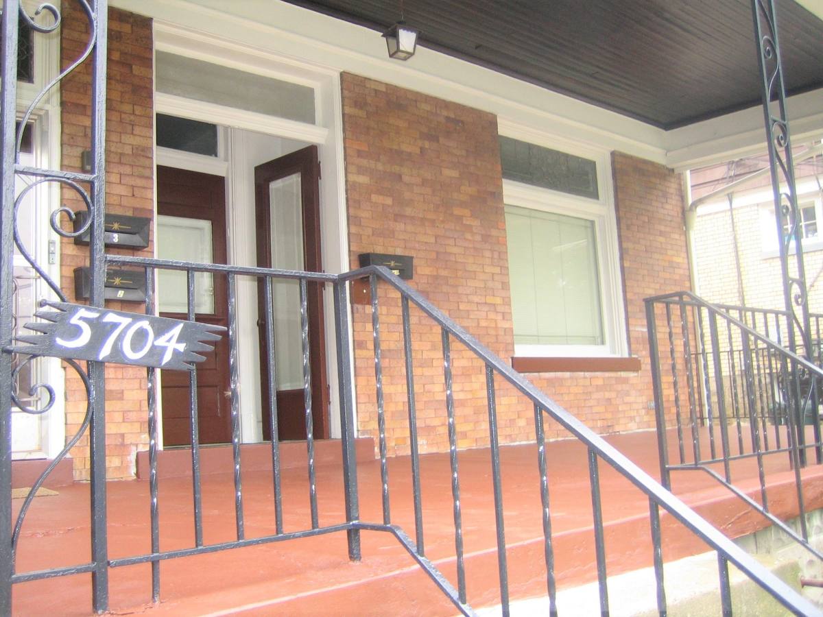 Apartment for rent at 5704 Darlington Rd - 1st, Pittsburgh, PA 15217