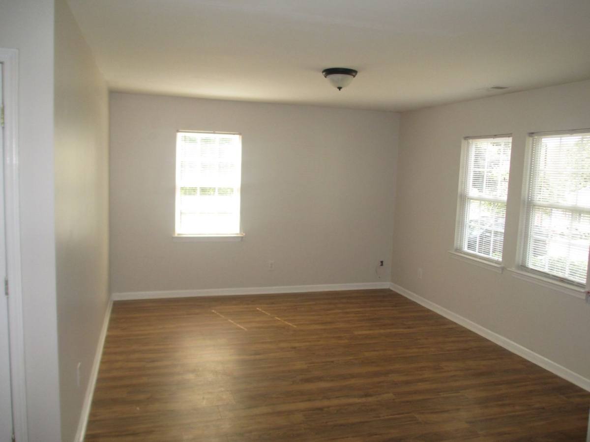 House for rent at 2315 Deherradora Ave, Charlotte, NC 28208