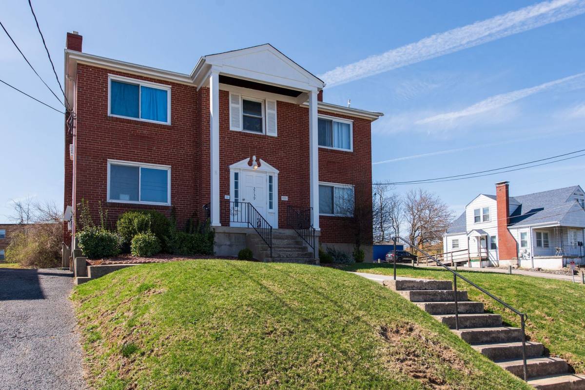 Apartment for rent at 2739 W N Bend Rd, Cincinnati, OH 45239