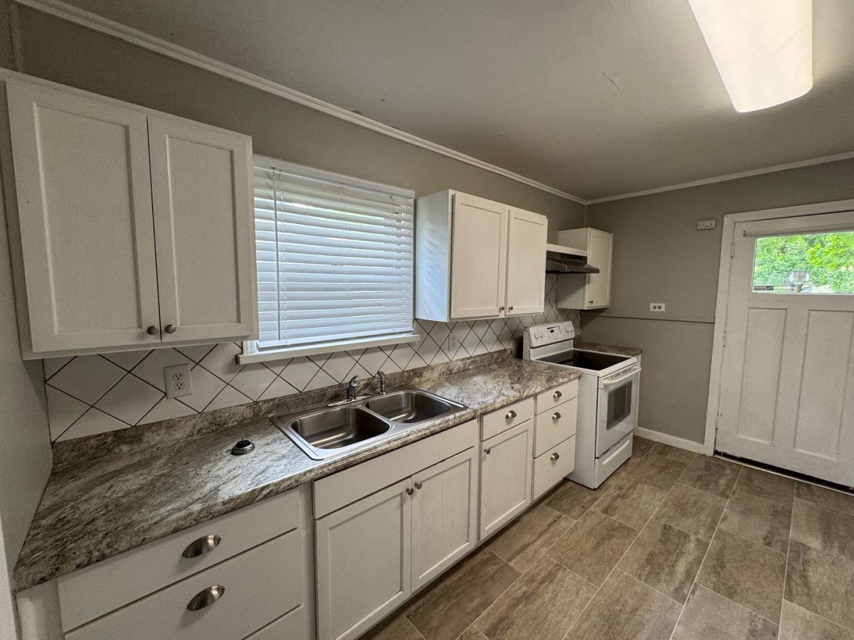 House for rent at 2600 McKenzie Ave, Waco, TX 76708