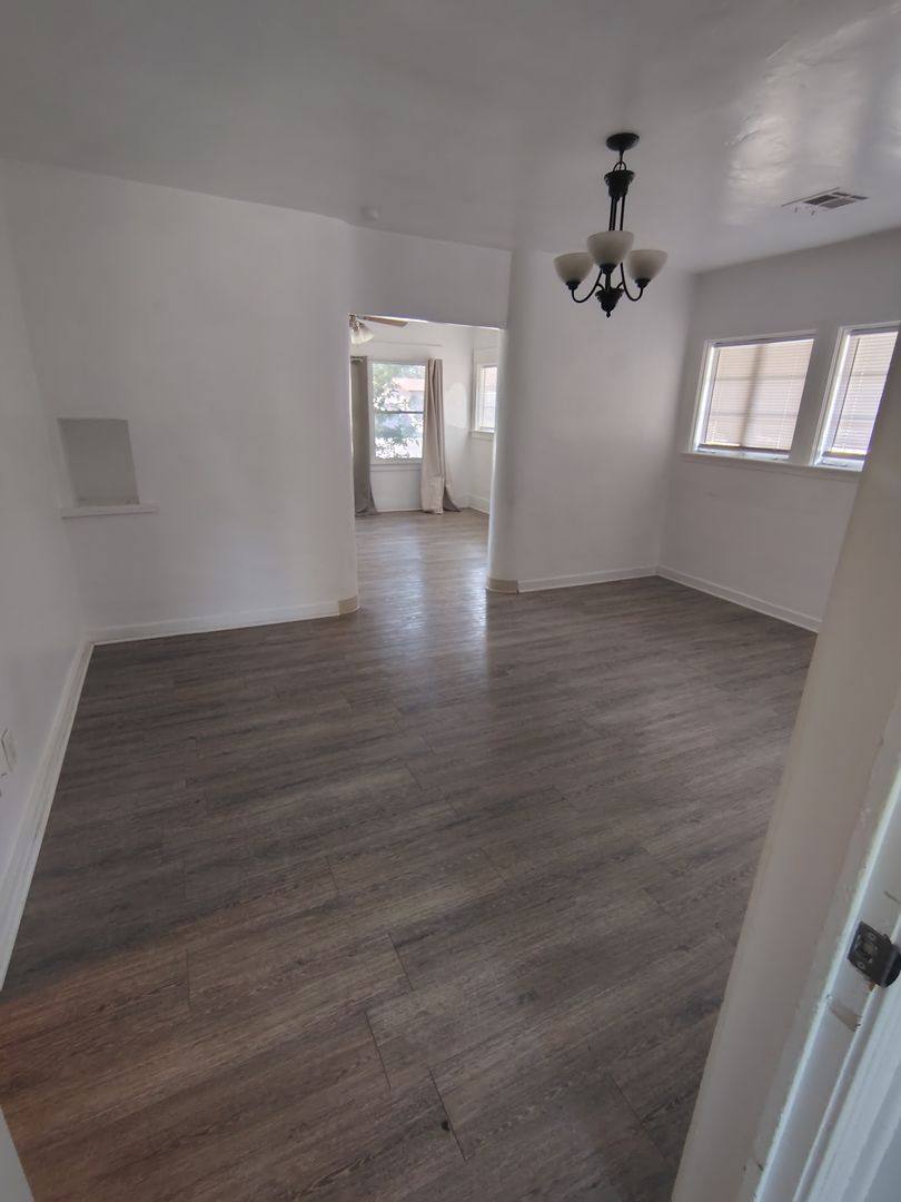 House for rent at 510 Holtby Rd, Bakersfield, CA 93304