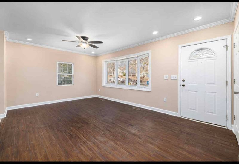 House for rent at 1008 E Club Blvd, Durham, NC 27704