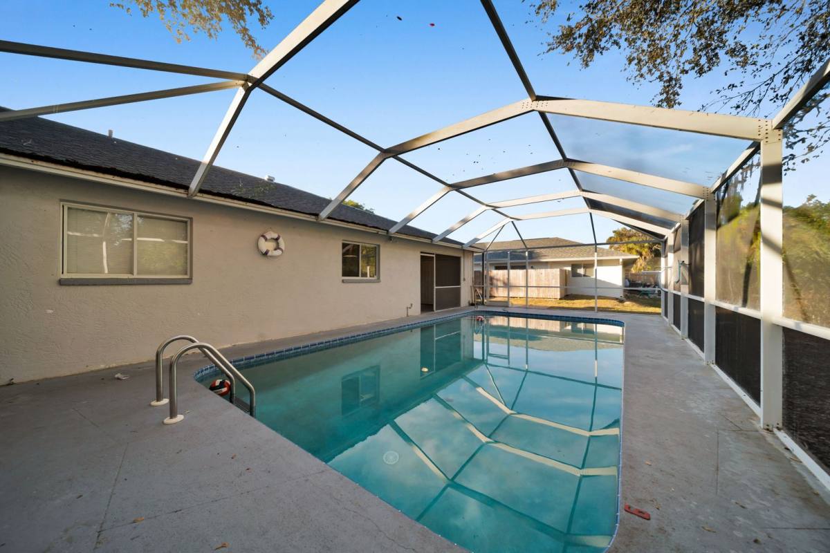 Apartment for rent at 1407 SE 24th Ave, Cape Coral, FL 33990