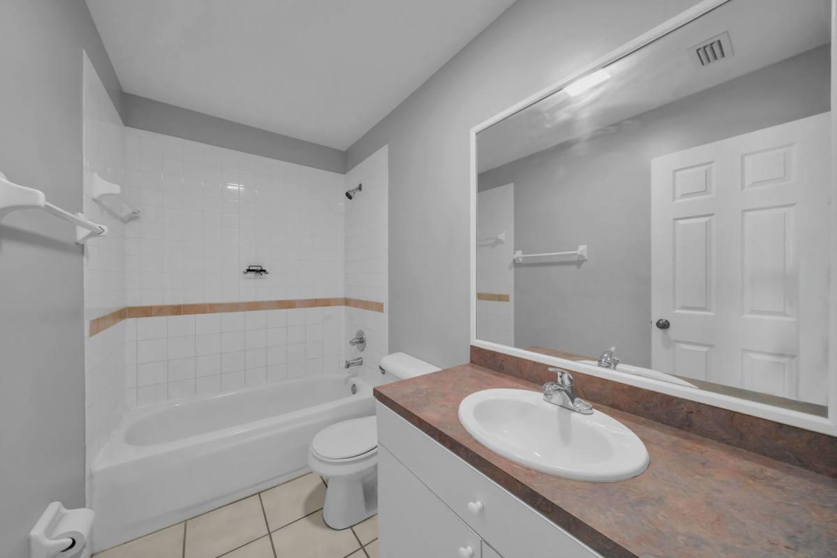 Apartment for rent at 1407 SE 24th Ave, Cape Coral, FL 33990