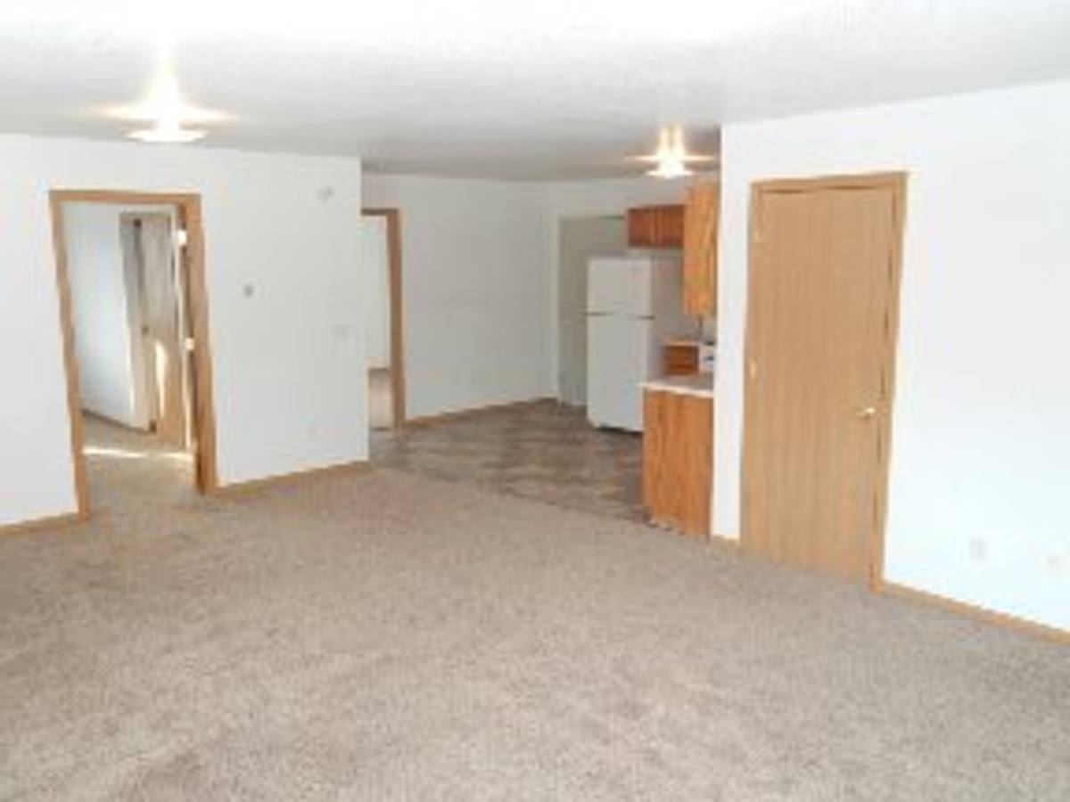 Apartment for rent at 1723 2nd SW St, Faribault, MN 55021