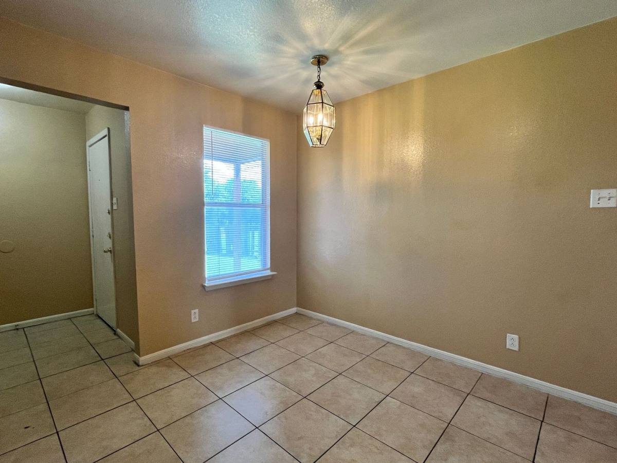 Townhouse for rent at 1007 Circle M Dr, Killeen, TX 76549
