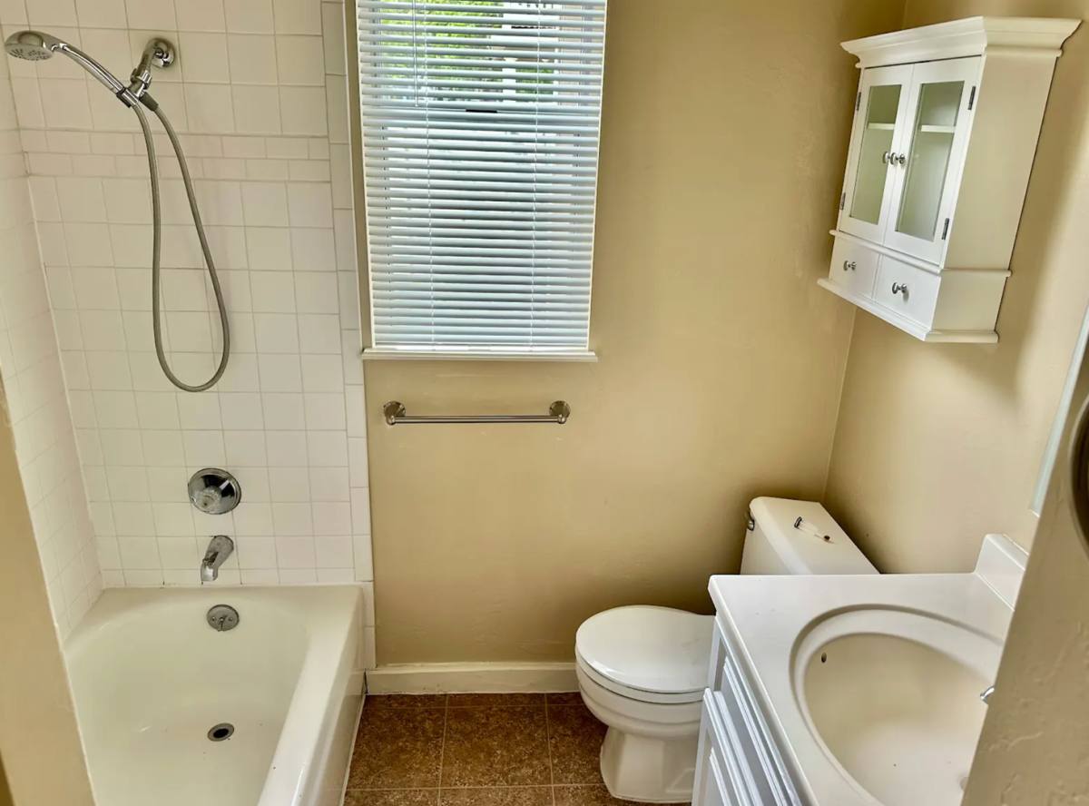 Apartment for rent at 3468 J St, Sacramento, CA 95816